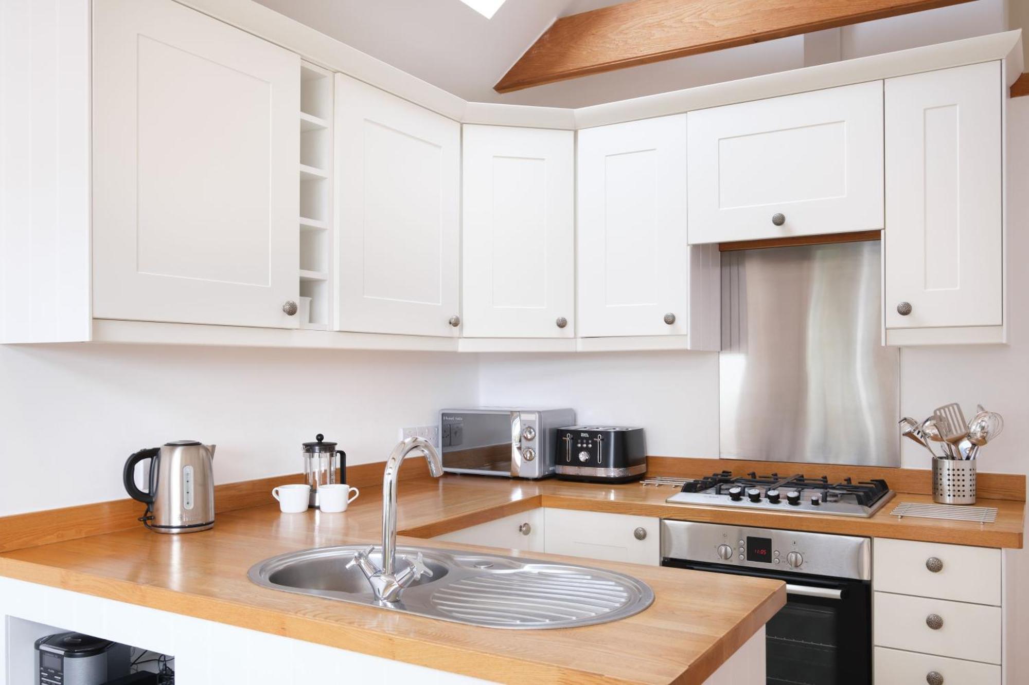 Holiday home The Boathouse, Kingsbridge - Romantic Detached Annexe With Parking & Estuary Walk To Great Pub *
